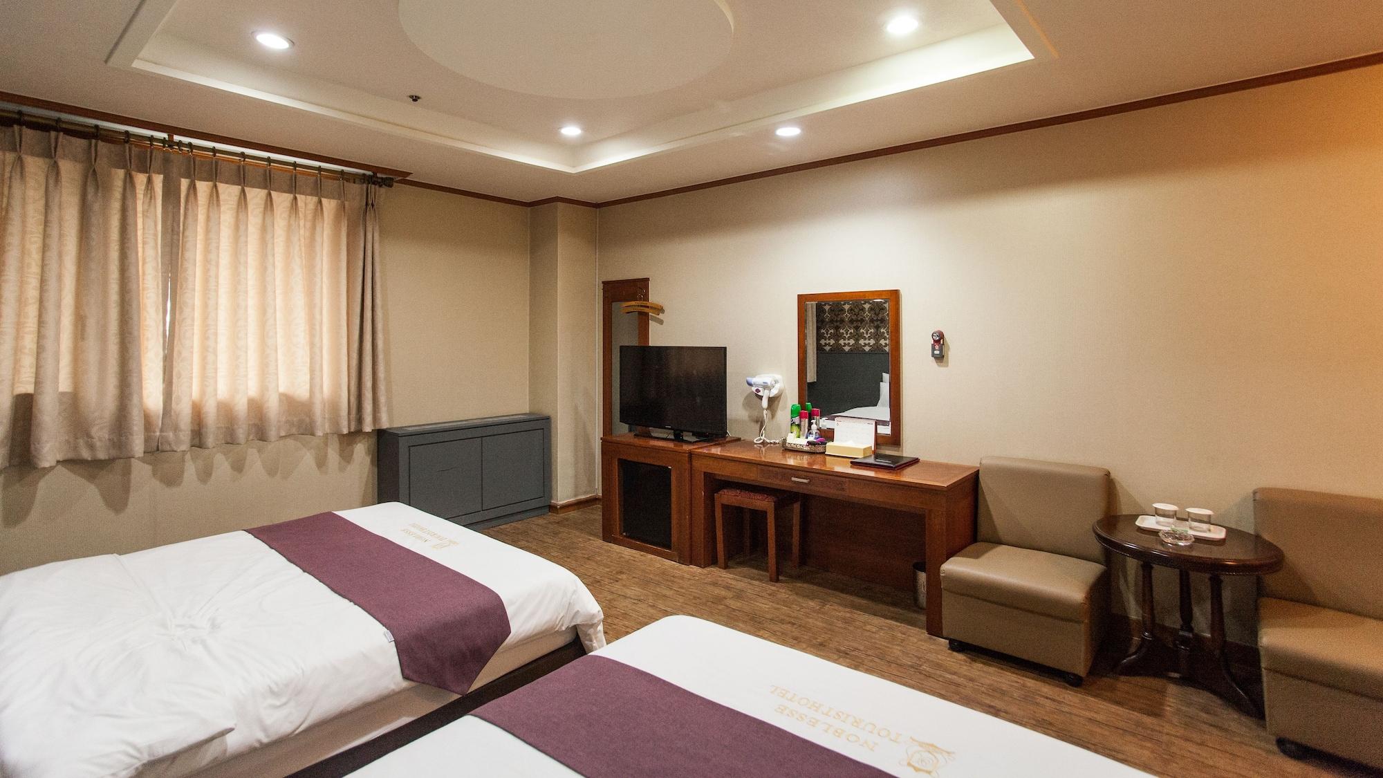 סיאול Noblesse Tourist Hotel מראה חיצוני תמונה