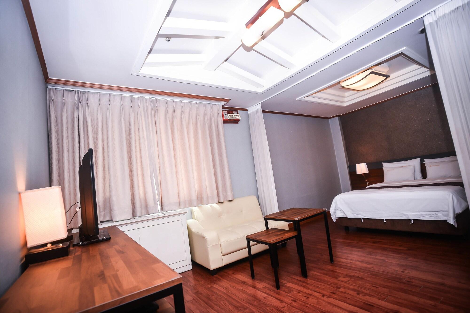 סיאול Noblesse Tourist Hotel מראה חיצוני תמונה